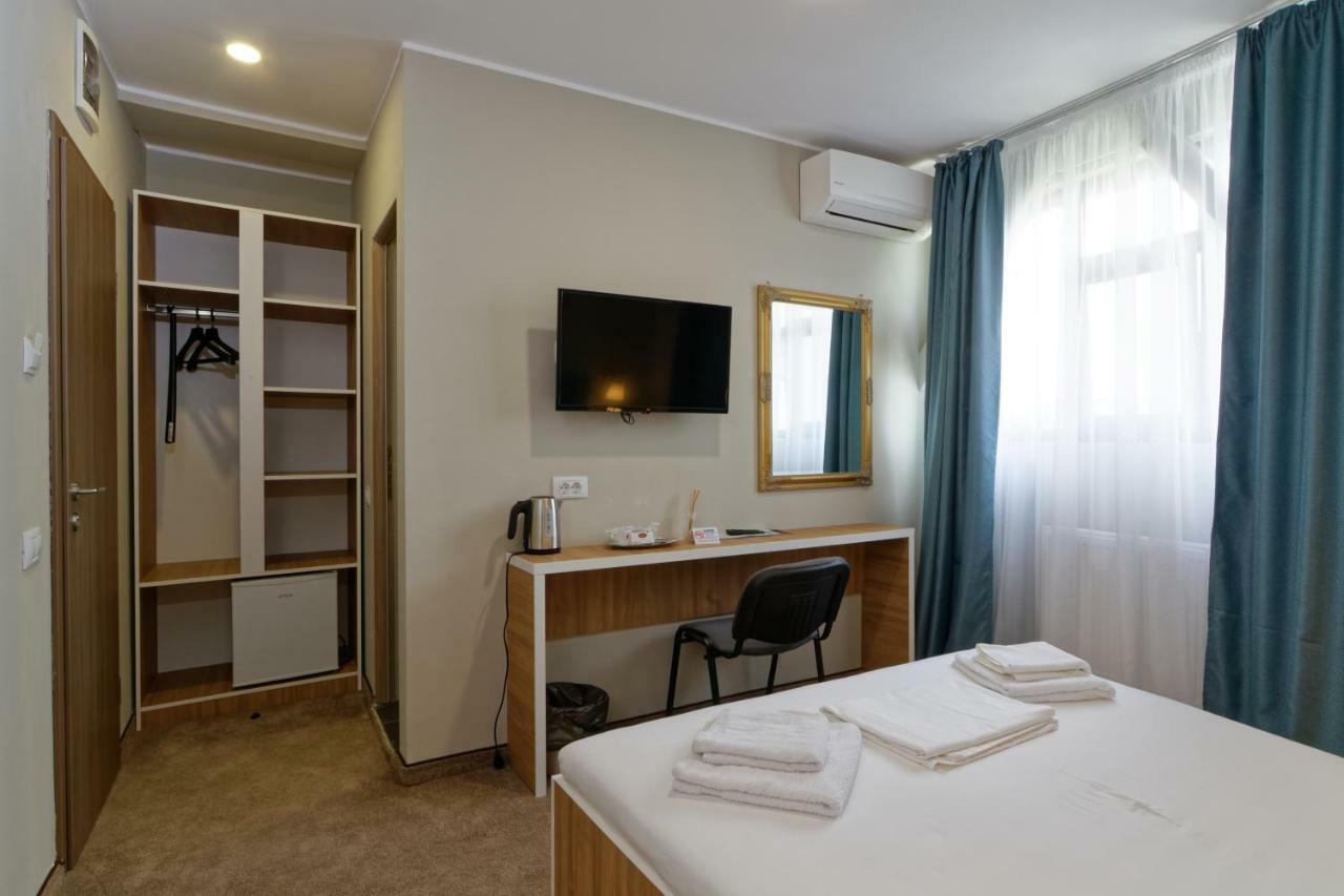 Galaţi Hotel Bordeaux מראה חיצוני תמונה