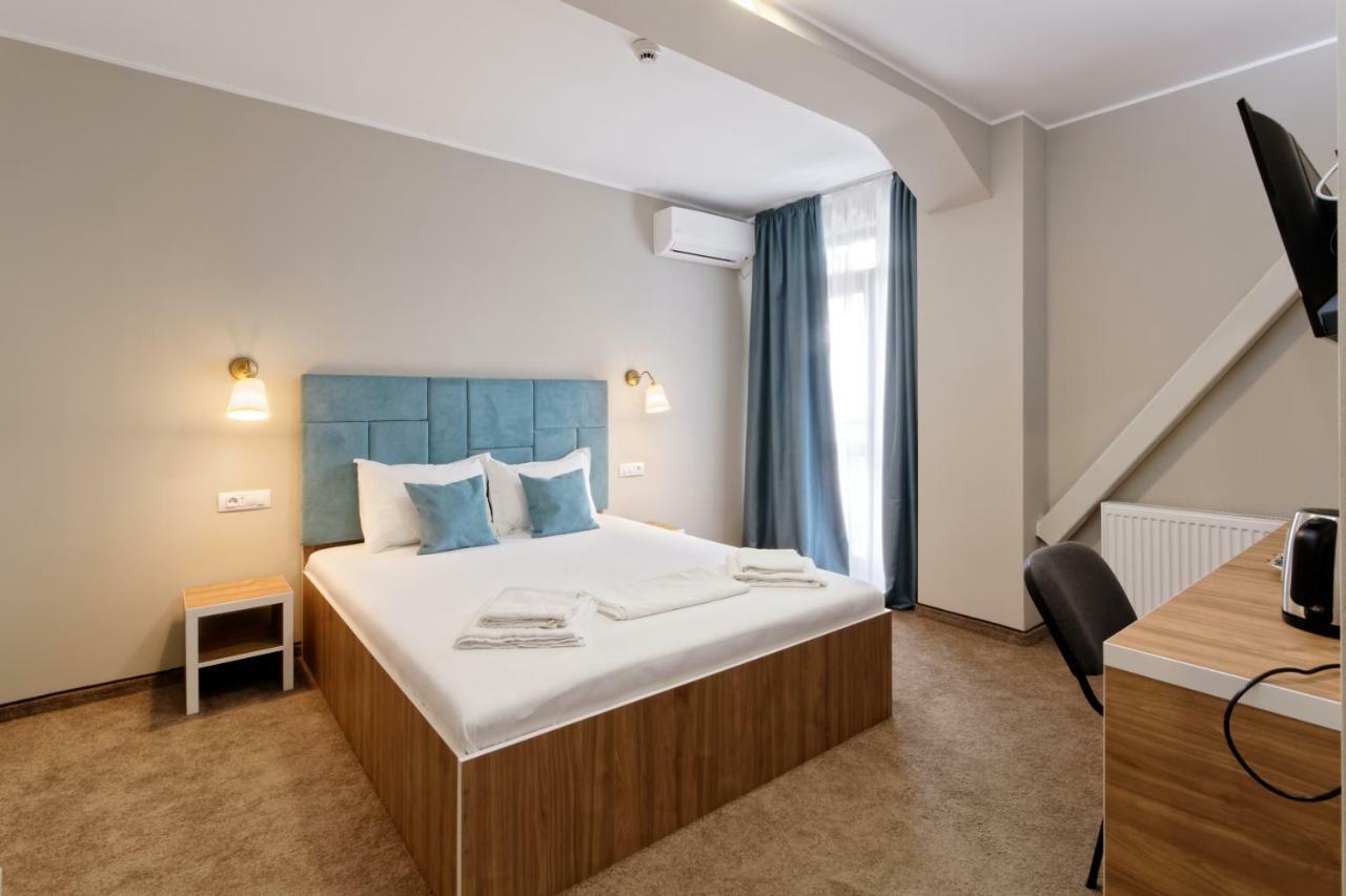 Galaţi Hotel Bordeaux מראה חיצוני תמונה